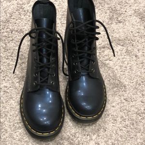 Dr. Martens Blue Iridescent Snake! Like New!size 8